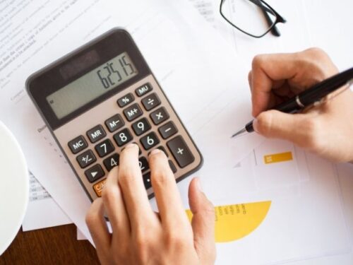 電卓の夢を見た人へのアドバイス