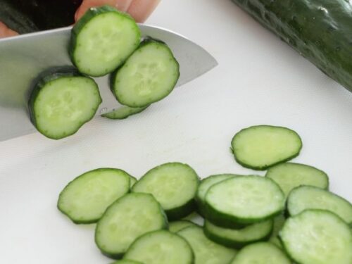 きゅうりを調理する夢占いと意味