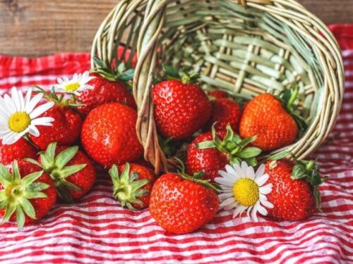 いちごの状況別夢占いと意味