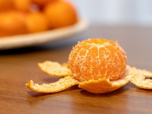 みかんの皮を剥く夢