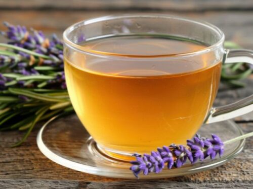 ハーブティーを誰かと飲む夢