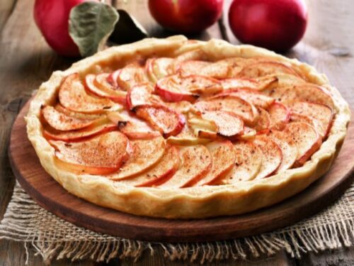 アップルパイを作る夢占いと意味