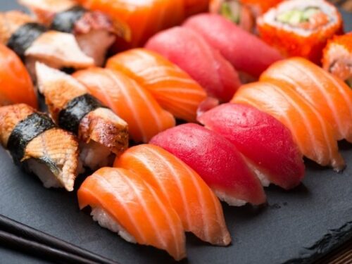 お寿司の夢占いと基本的な意味