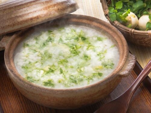 お粥の夢占いと基本的な意味