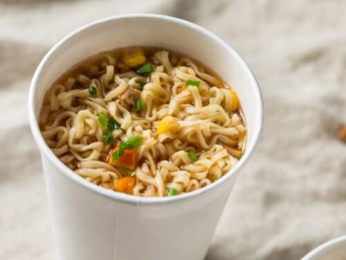 カップ麺・カップラーメンの夢占いと基本的な意味