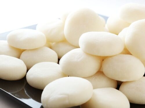 餅まき・餅拾いの夢占いと意味